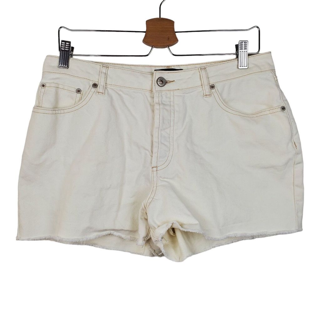 House of Harlow 1960 Ivory Cream Denim Cut Off High Rise Denim Shorts Sz 29